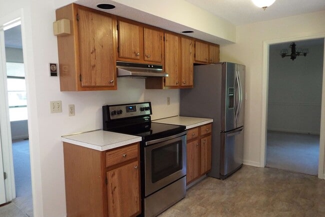 Photo - 28266 Lee Hwy