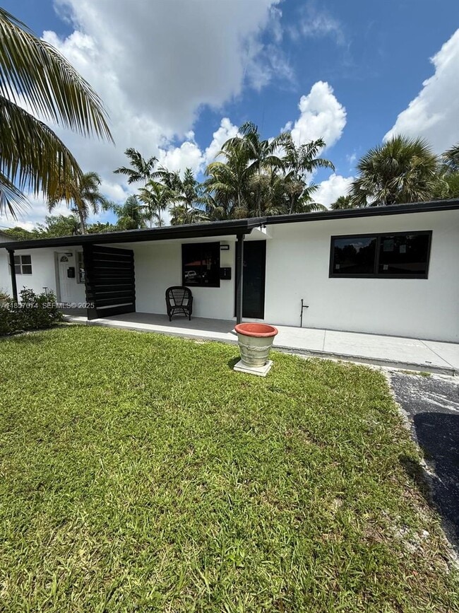 Photo - 2927 SW 19th St