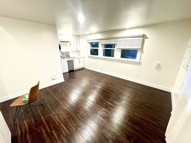 Photo - 203 S Melrose St Unit 203 S Melrose - B
