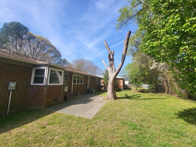 Photo - EASTON PLACE