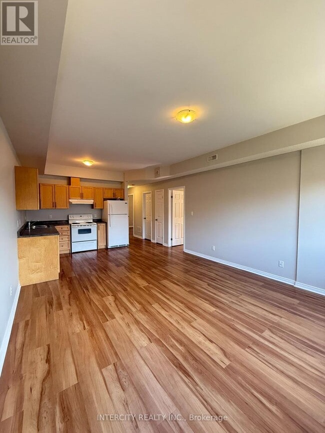 Photo - 410 Queen St S Unit 12A