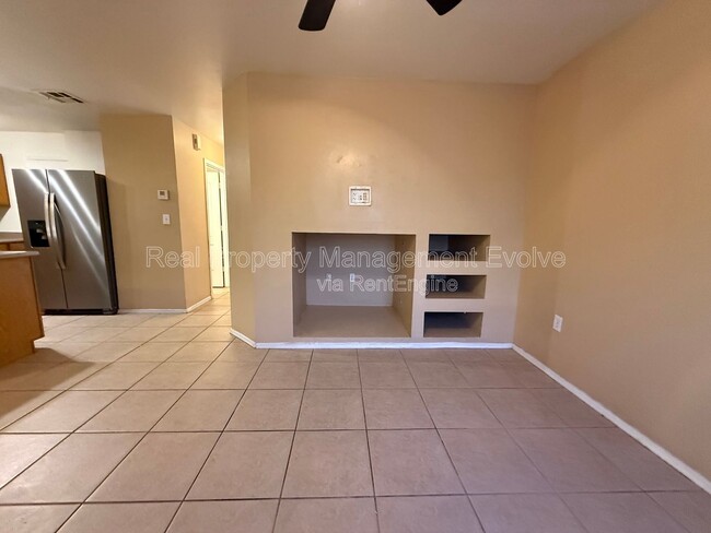 Photo - 125 S 56th St Unidad 155