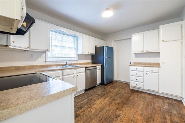 Photo - 2986 Belvedere Ln