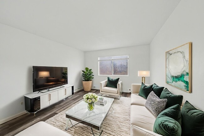 Photo - 4270 Loomis Ave Unit B