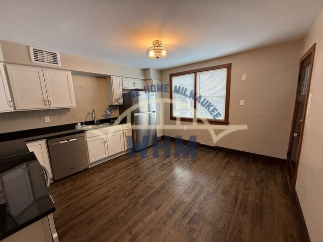 Photo - 2137 N 62nd St