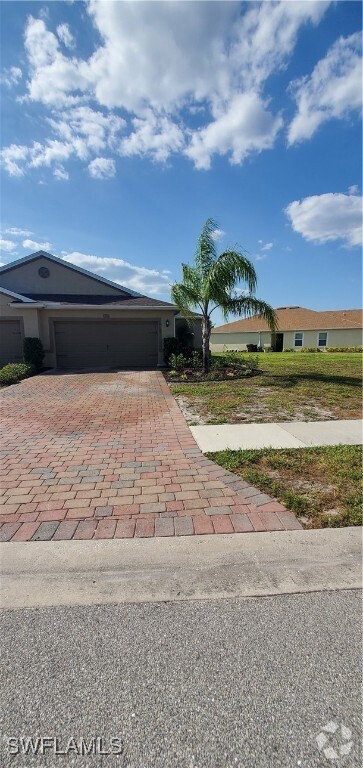 Building Photo - 10709 Crossback Ln Rental