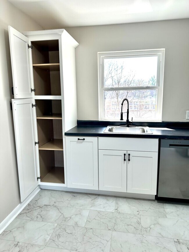 Photo - 2722 Riedling Dr Unit 4