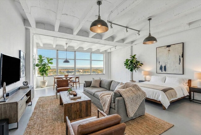 Photo - Drayton Tower