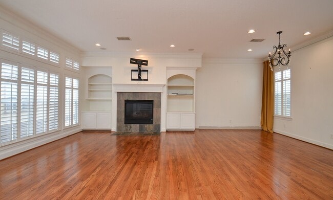Photo - 4609 Floyd St