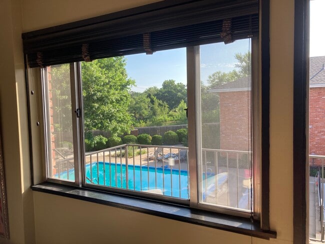 Photo - 1201 W River Blvd Condo Unit B212
