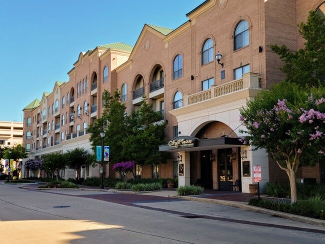 Building Photo - 2299 Lone Star Dr Unit 101