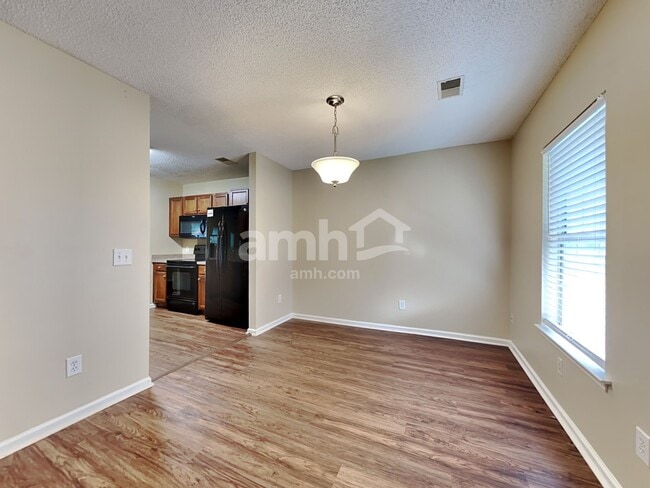 Photo - 111 Kilpatrick Ct