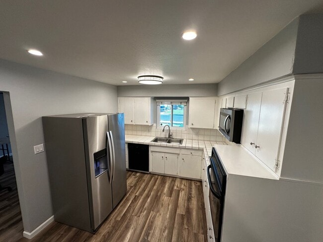 Photo - Available! Updated, Air Conditioning, Yard- Pets Okay- Move In Ready!