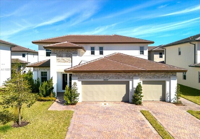 Photo - 12237 Green Oak Dr