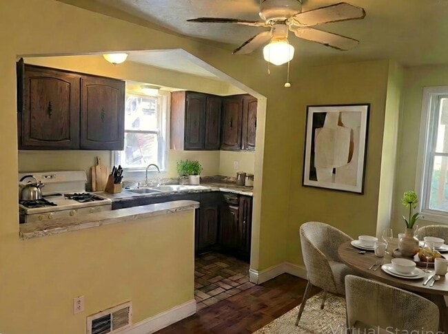 Photo - 1222 Broadway Ave Unit 1