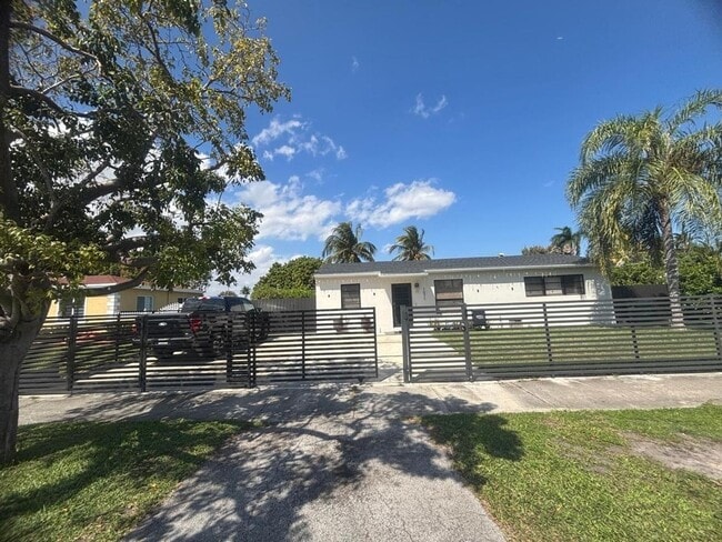 Photo - 1071 NW 85th St