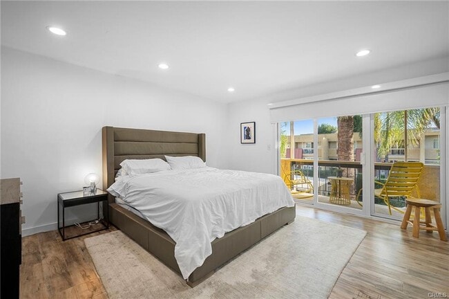 Photo - 5435 Yarmouth Ave