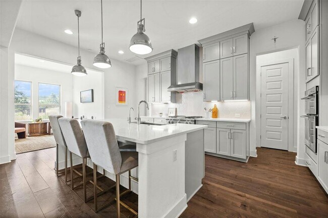 Photo - 208 Slate Rock Ter