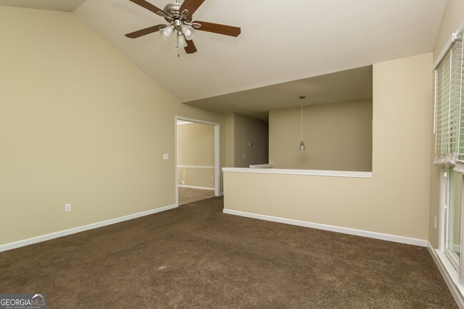 Photo - 294 Oak Landing Cir