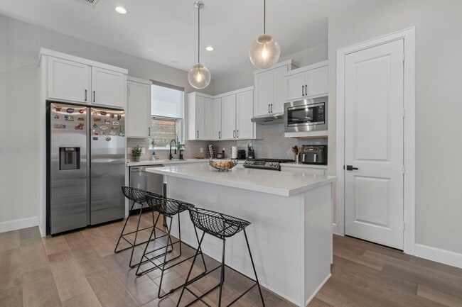 Photo - 9555 Neuens Rd