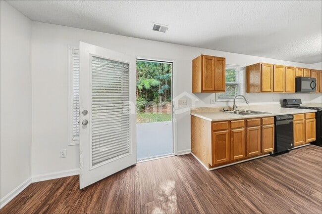 119 Mount Comet Ct