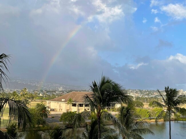 View - 320 Liliuokalani Ave Unit 604