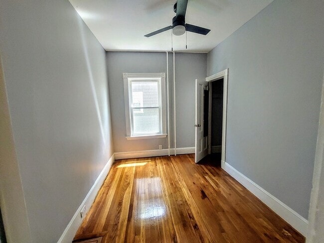 Building Photo - 34 Circuit St Unit 1 Rental