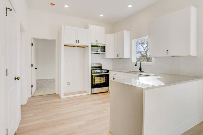 Photo - 10514 Ashville Dr