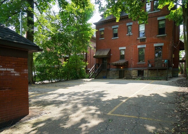 Parking Lot - Baum Grove