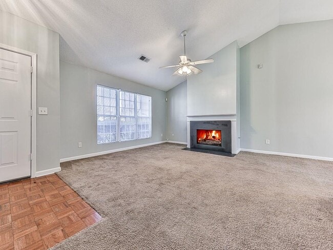 Photo - 4375 Yellow Rose Dr