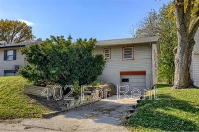 Photo - 5120 N 48th St