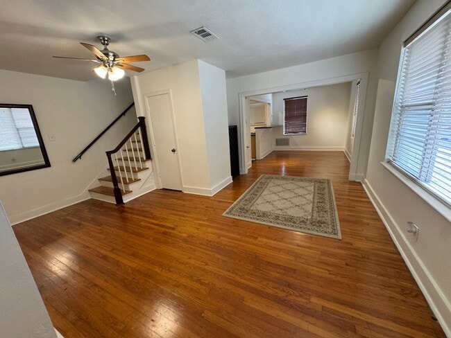 Photo - 665 Carol Marie Dr