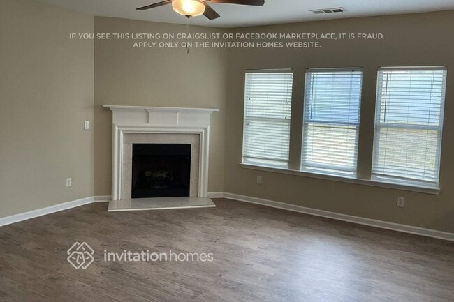 Photo - 225 Alamosa Path SW