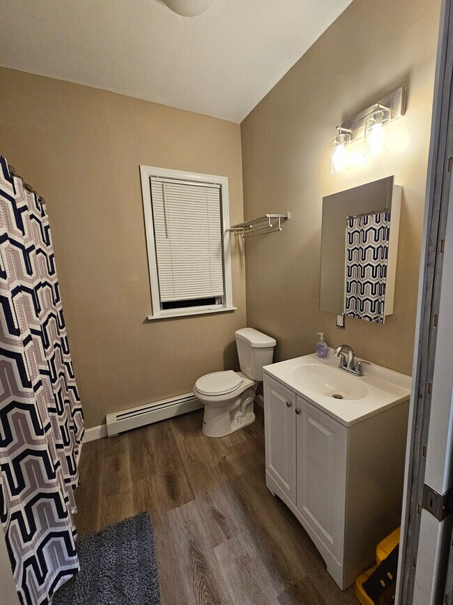 46 Bay St Apartments Unit 3 Fall River, MA