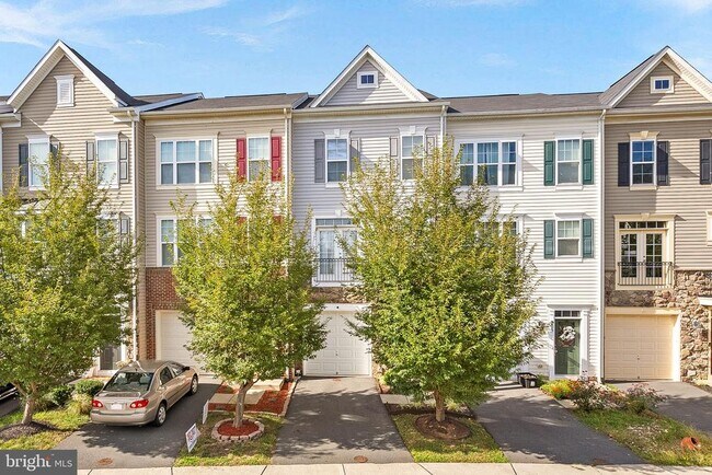 207 Miles Hawk Terrace