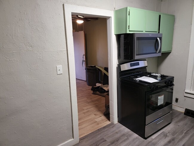 Photo - 918 5th Ave