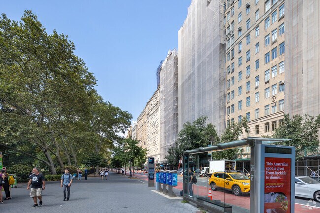 Photo - 15 W 81st St