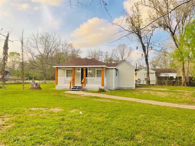 Photo - 166 Sycamore Dr