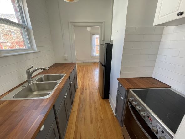 Photo - 114 Carmarthen St Unité 4