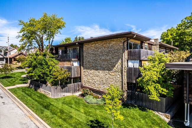 Photo - Jefferson Manor