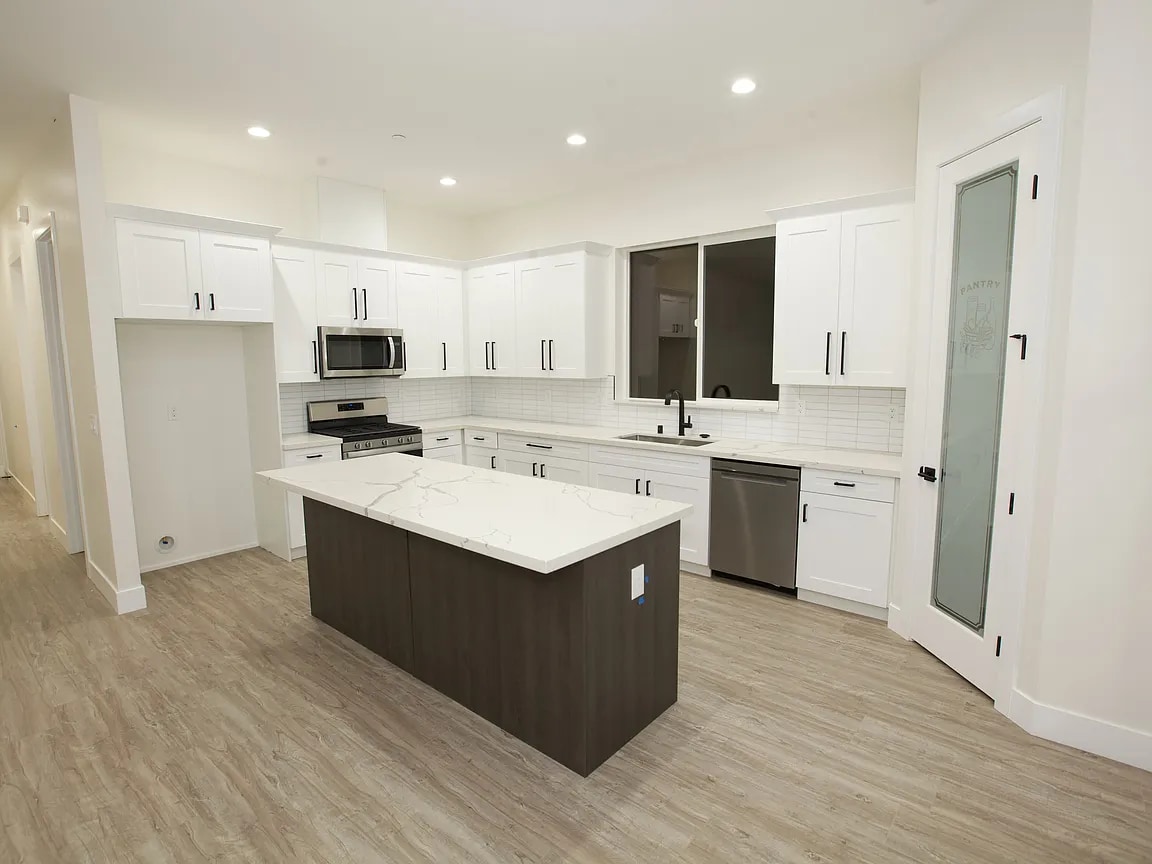 5564 Travis Rd House House Rental in Paradise, CA