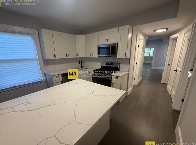 Photo - 110 Marginal St Unidad 3