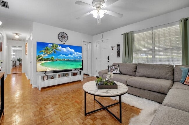 Photo - 1809 Quince Dr