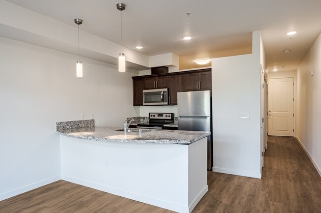 Emerald Crest Apartments