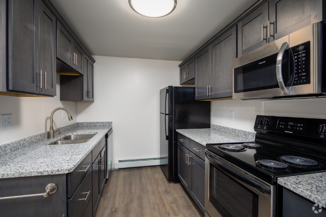 Building Photo - 1357-1357 Millersport Hwy Unit 1347-03 Rental