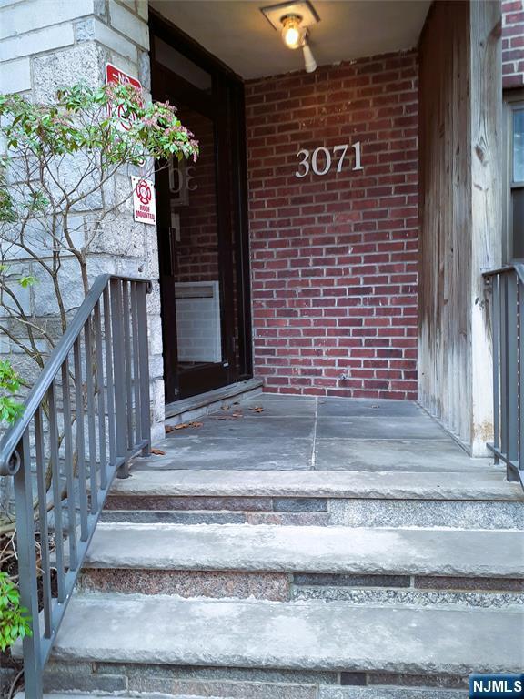 Photo - 3071 Edwin Ave Unidad 5G