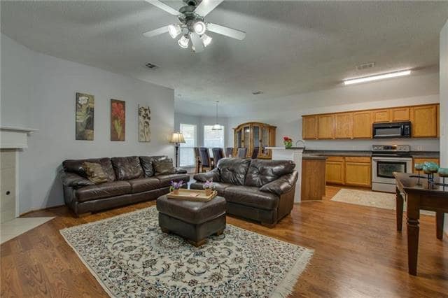 Photo - 9928 Carter Dr
