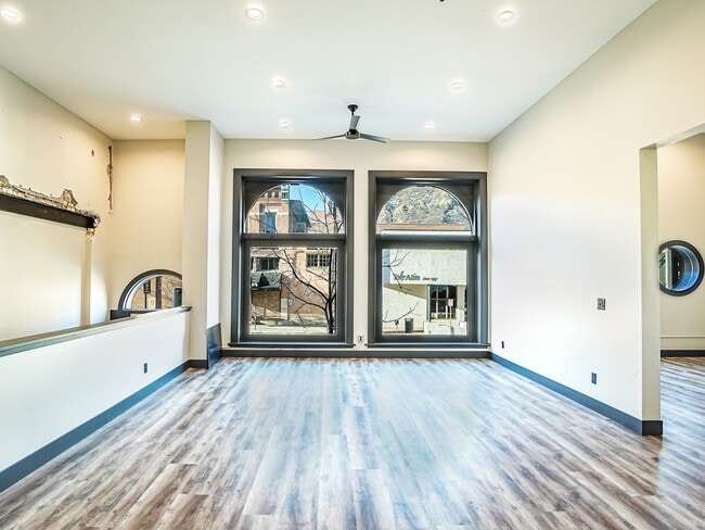 Photo - 120 W 9th St