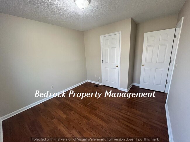 Photo - 212 Sparrow Cir