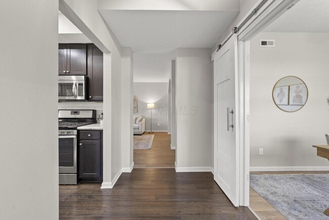 Building Photo - 5901 Blackbird Wy